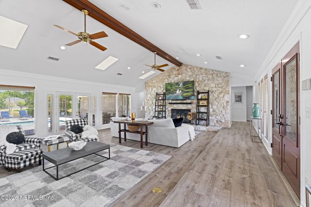 8179 WOODPECKER Trail, Jacksonville, FL 32256