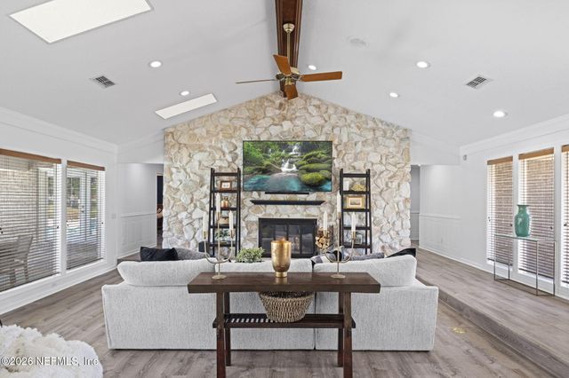8179 WOODPECKER Trail, Jacksonville, FL 32256