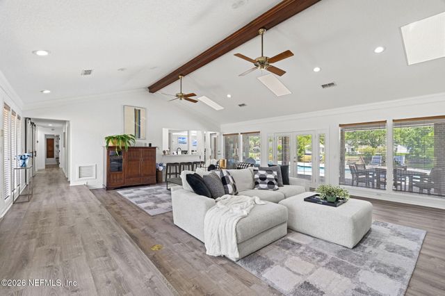 8179 WOODPECKER Trail, Jacksonville, FL 32256