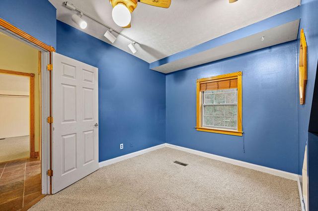 1419 Amsterdam Road, Park Hills, KY 41011