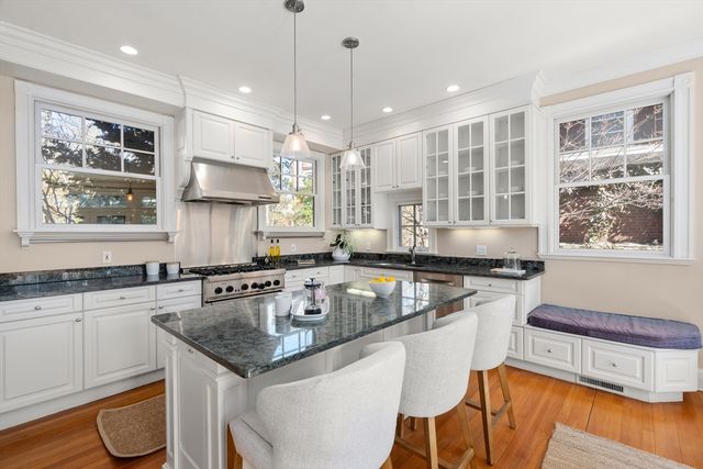 3 Berkeley Place, Cambridge, MA 02138