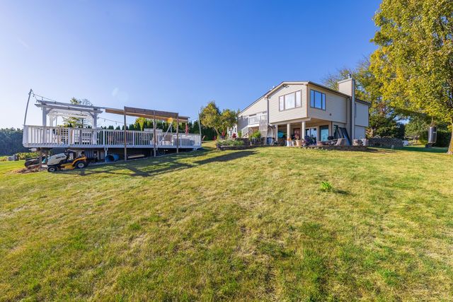 6338 Thicket Lane, Cherry Valley, IL 61016