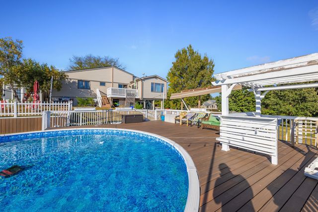 6338 Thicket Lane, Cherry Valley, IL 61016