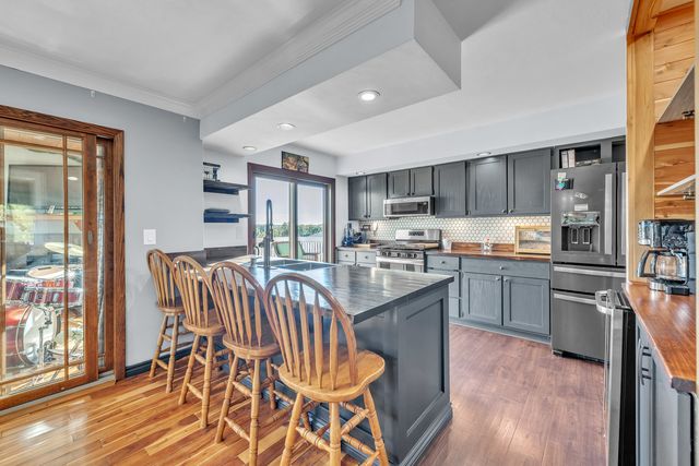 6338 Thicket Lane, Cherry Valley, IL 61016