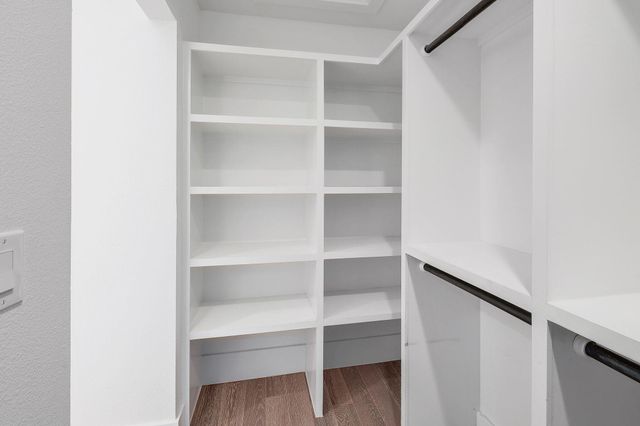 602 Irma DR 2, Austin, TX 78752