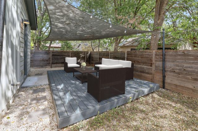 602 Irma DR 2, Austin, TX 78752