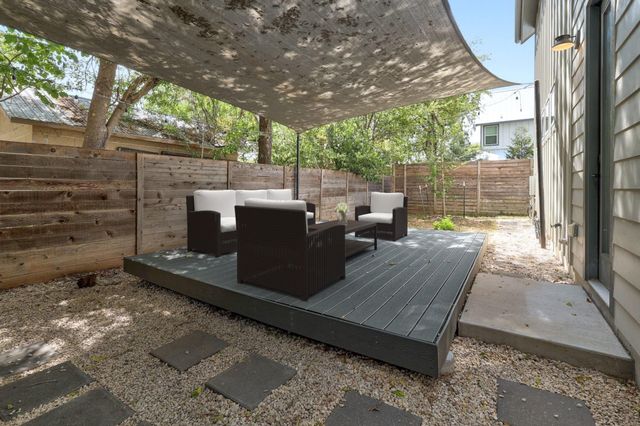 602 Irma DR 2, Austin, TX 78752