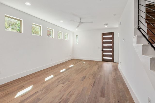 602 Irma DR 2, Austin, TX 78752