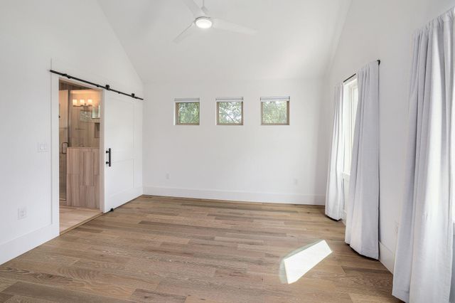 602 Irma DR 2, Austin, TX 78752