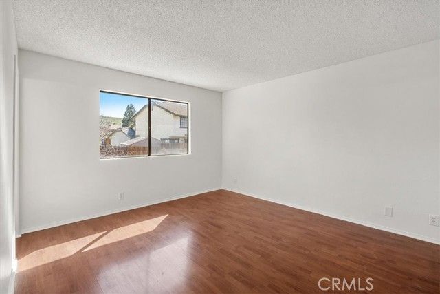 832 Chelsea Court, Simi Valley, CA 93065