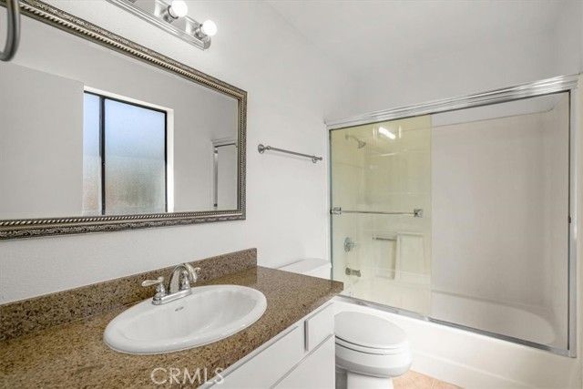 832 Chelsea Court, Simi Valley, CA 93065