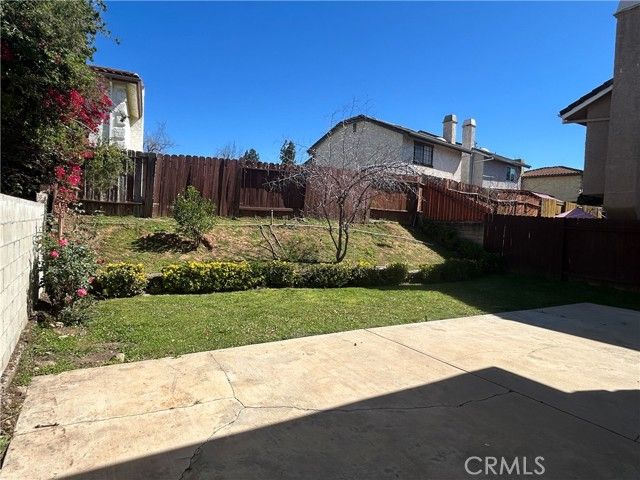 832 Chelsea Court, Simi Valley, CA 93065