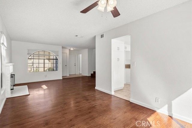 832 Chelsea Court, Simi Valley, CA 93065