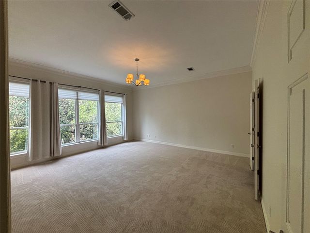 1733 Canonero DR, Austin, TX 78746