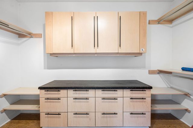 501 Laguna Boulevard SW, Albuquerque, NM 87104