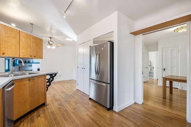 501 Laguna Boulevard SW, Albuquerque, NM 87104