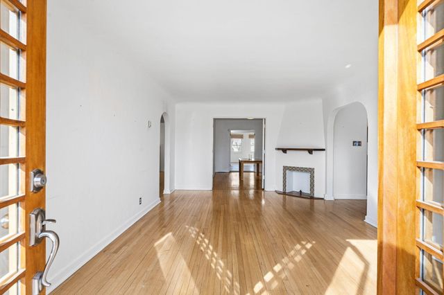 501 Laguna Boulevard SW, Albuquerque, NM 87104