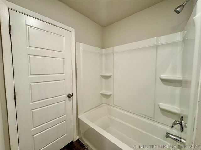 14236 N 73rd East Avenue, Collinsville, OK 74021
