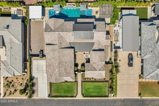 2652 E PELICAN Court, Gilbert, AZ 85297