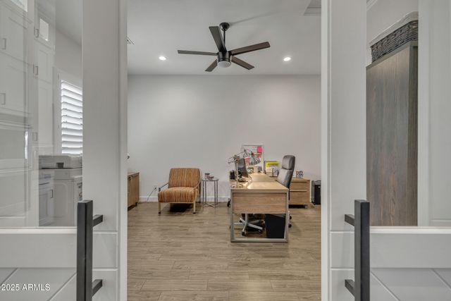 2652 E PELICAN Court, Gilbert, AZ 85297