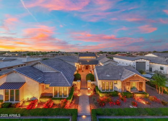 2652 E PELICAN Court, Gilbert, AZ 85297