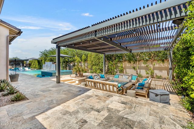 2652 E PELICAN Court, Gilbert, AZ 85297