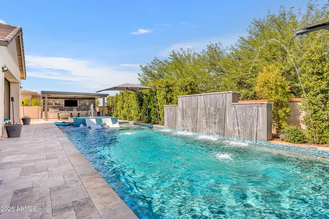 2652 E PELICAN Court, Gilbert, AZ 85297