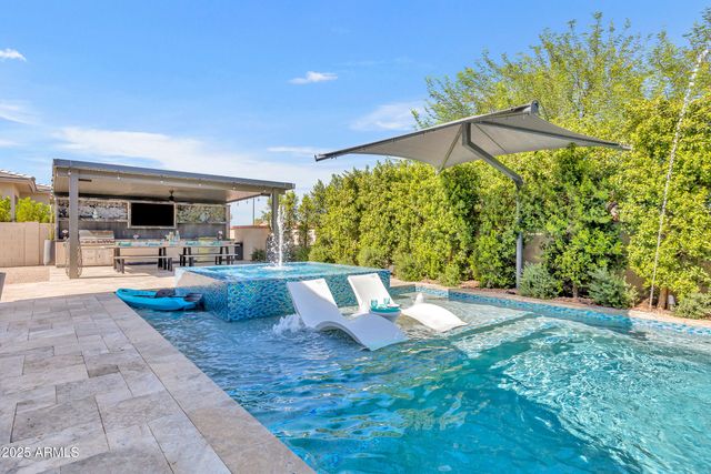 2652 E PELICAN Court, Gilbert, AZ 85297