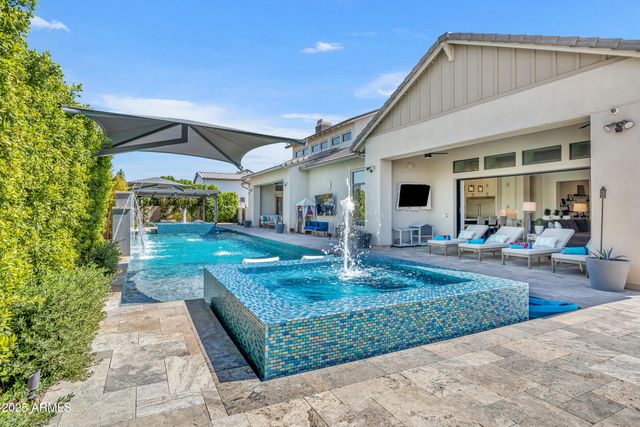 2652 E PELICAN Court, Gilbert, AZ 85297