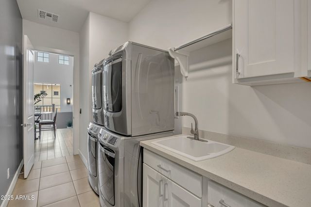 2652 E PELICAN Court, Gilbert, AZ 85297