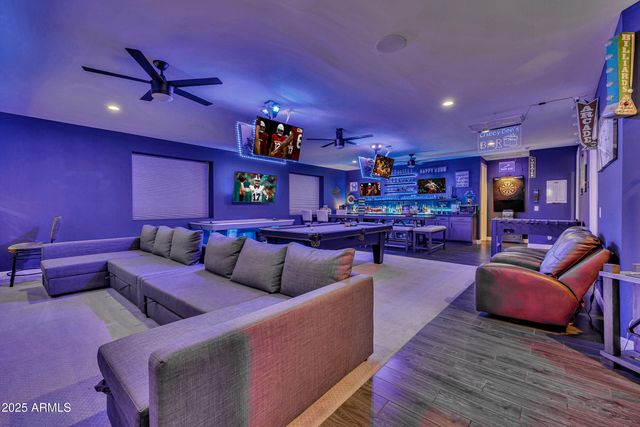 2652 E PELICAN Court, Gilbert, AZ 85297