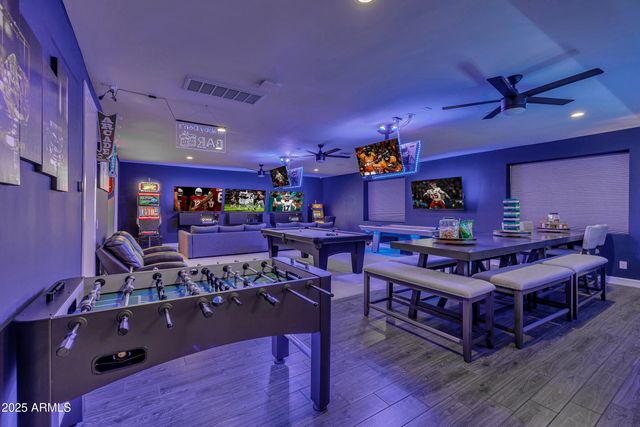 2652 E PELICAN Court, Gilbert, AZ 85297