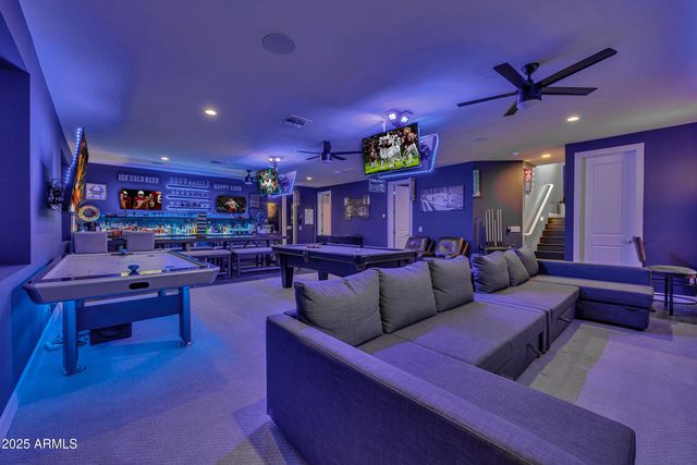 2652 E PELICAN Court, Gilbert, AZ 85297