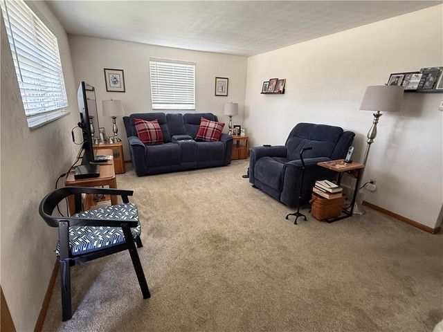 4126-4128 Everlawn St., West Mifflin, PA 15122