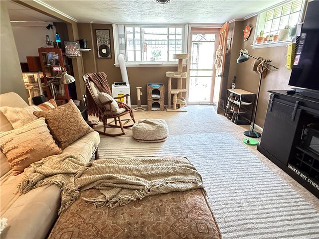 4126-4128 Everlawn St., West Mifflin, PA 15122