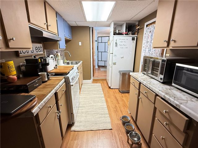 4126-4128 Everlawn St., West Mifflin, PA 15122