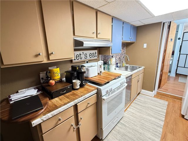 4126-4128 Everlawn St., West Mifflin, PA 15122