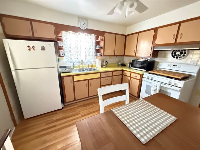 4126-4128 Everlawn St., West Mifflin, PA 15122