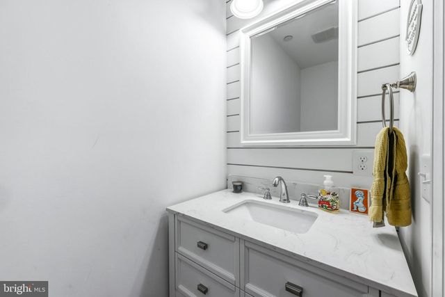 4126 HEDGEHILL LN, Phoenix, MD 21131