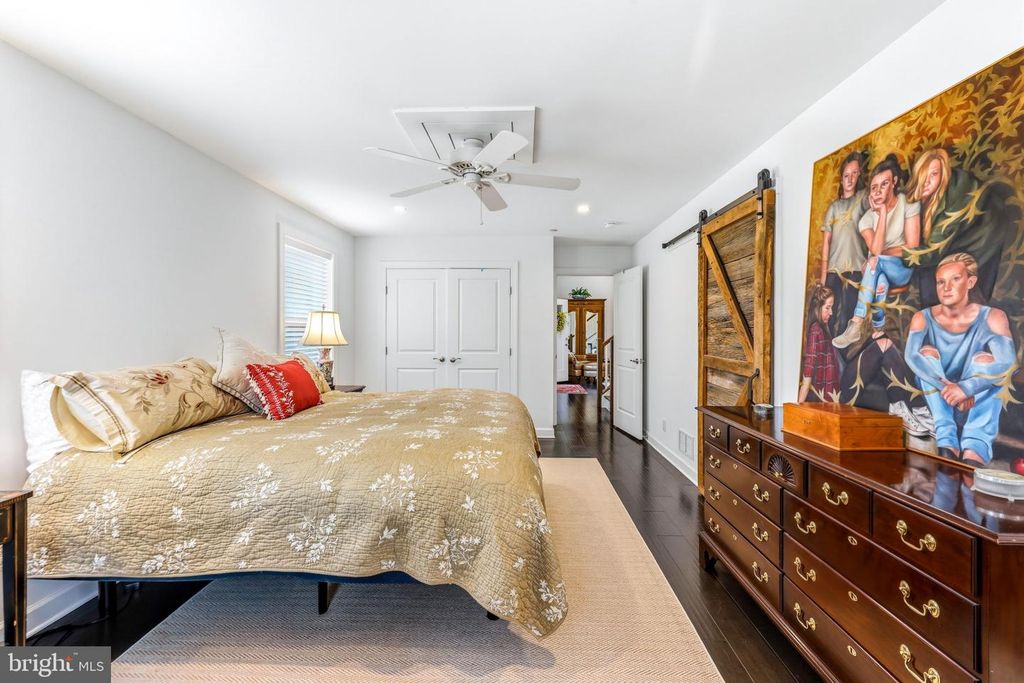 Image 29 of property listing at 4126 HEDGEHILL LN, Phoenix, MD 21131