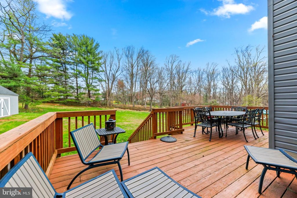 Image 41 of property listing at 4126 HEDGEHILL LN, Phoenix, MD 21131