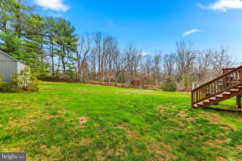 Image 43 of property listing at 4126 HEDGEHILL LN, Phoenix, MD 21131