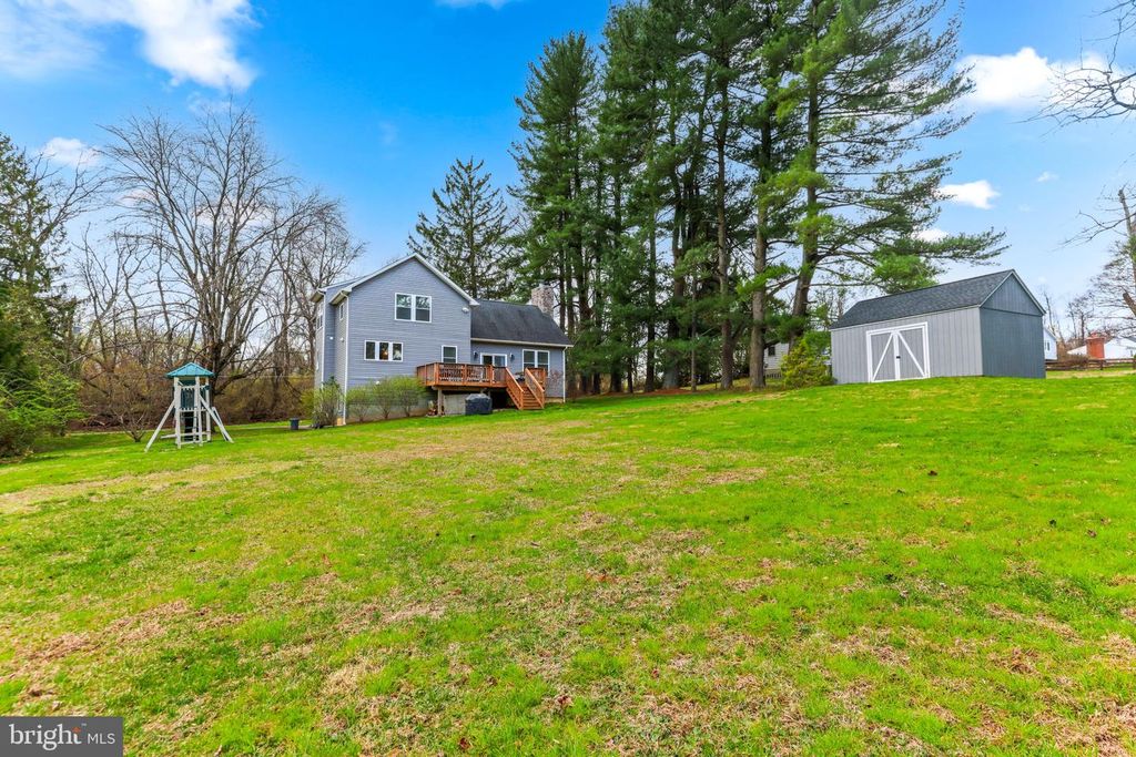 Image 46 of property listing at 4126 HEDGEHILL LN, Phoenix, MD 21131