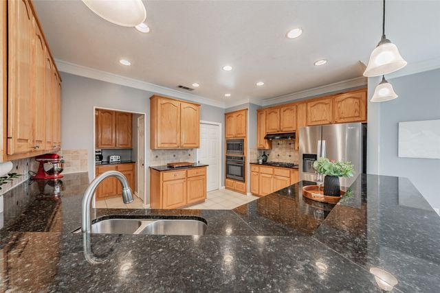 1029 Laurel Oak Drive, Flower Mound, TX 75028