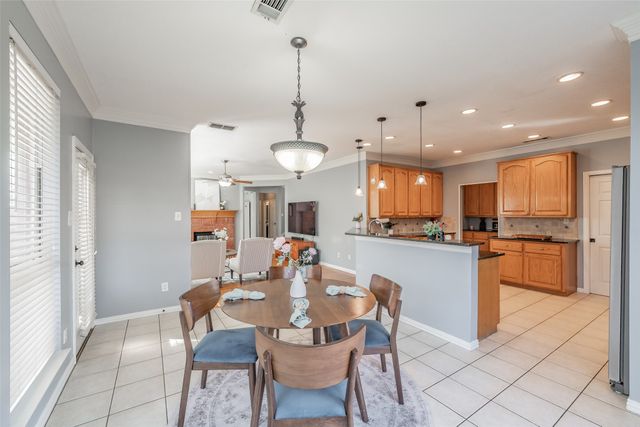 1029 Laurel Oak Drive, Flower Mound, TX 75028