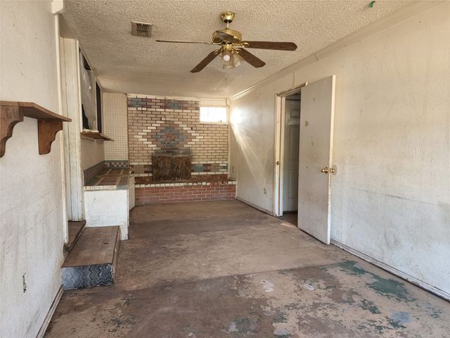 342 S Leggett Drive, Abilene, TX 79605