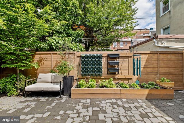 1012 N 5TH ST, Philadelphia, PA 19123