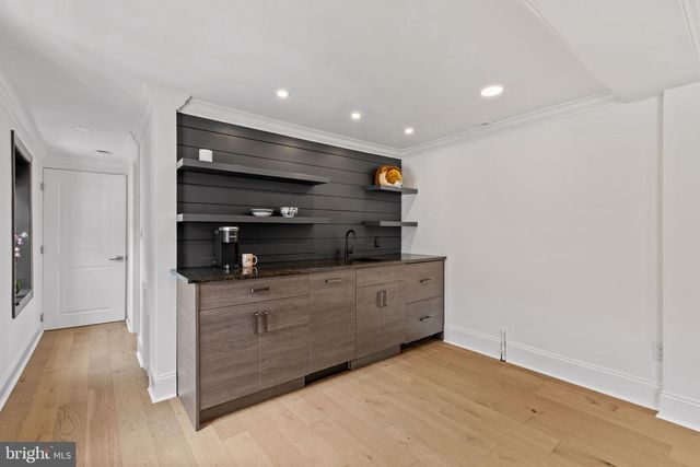 1012 N 5TH ST, Philadelphia, PA 19123