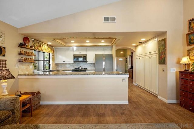 11459 Grassy Trail Dr, San Diego, CA 92127