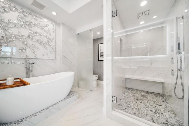 400 Alton Rd 409, Miami Beach, FL 33139